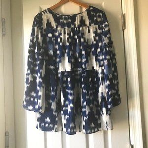 Jones New York Blue White Blouse top Flare Sleeves